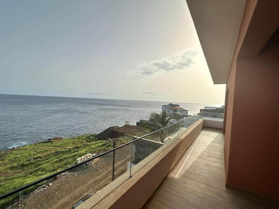 Ocean Mirror Apartment Praia Luaran gambar