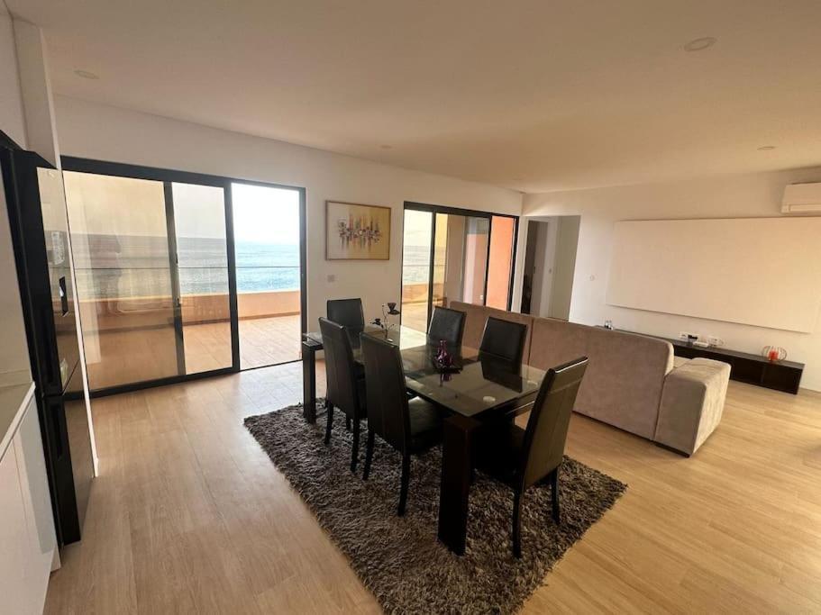 Ocean Mirror Apartment Praia Luaran gambar