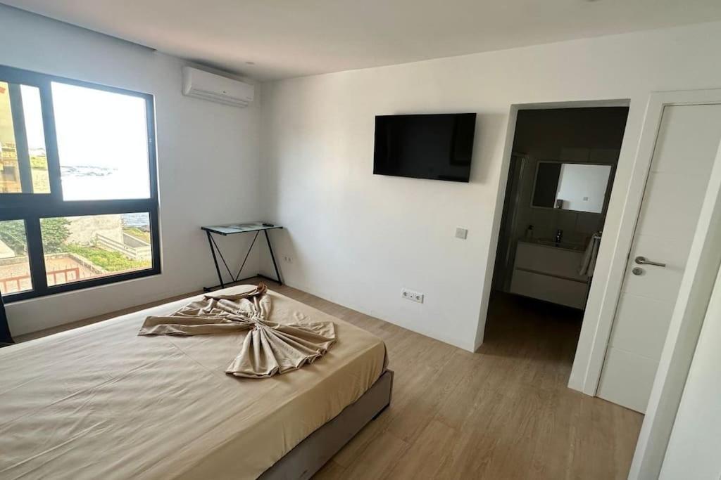 Ocean Mirror Apartment Praia Luaran gambar