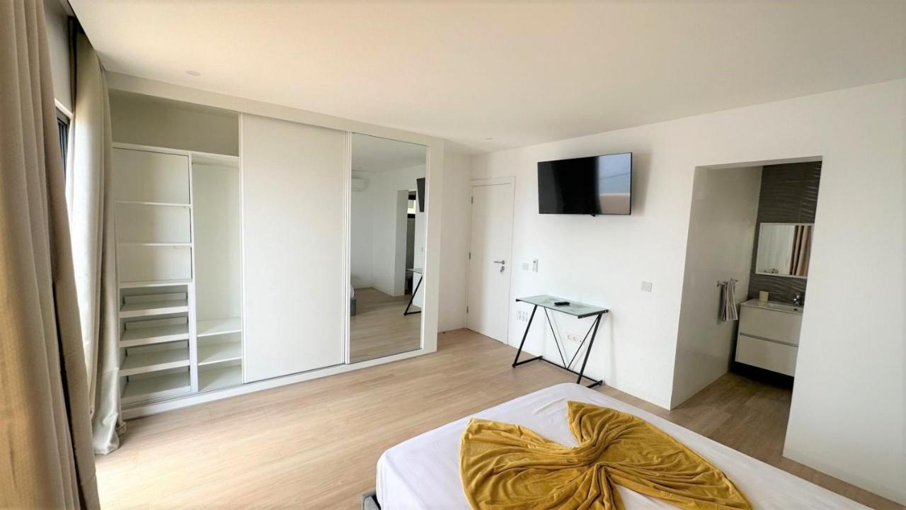Ocean Mirror Apartment Praia Luaran gambar