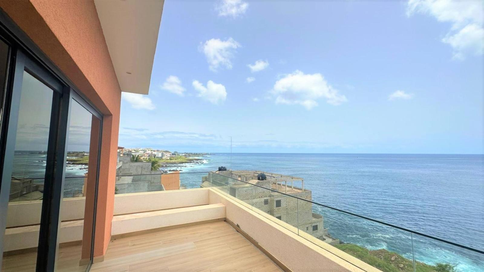 Ocean Mirror Apartment Praia Luaran gambar